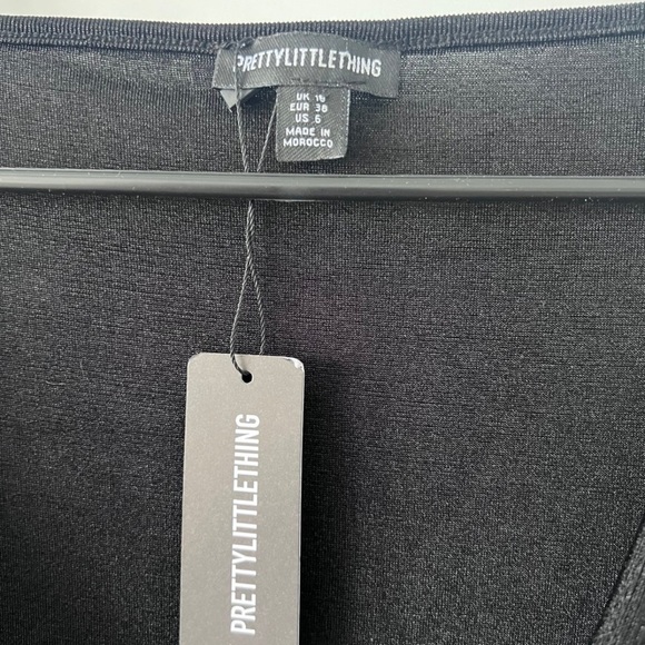 NWT Pretty little thing Long sleeve top - Picture 2 of 4